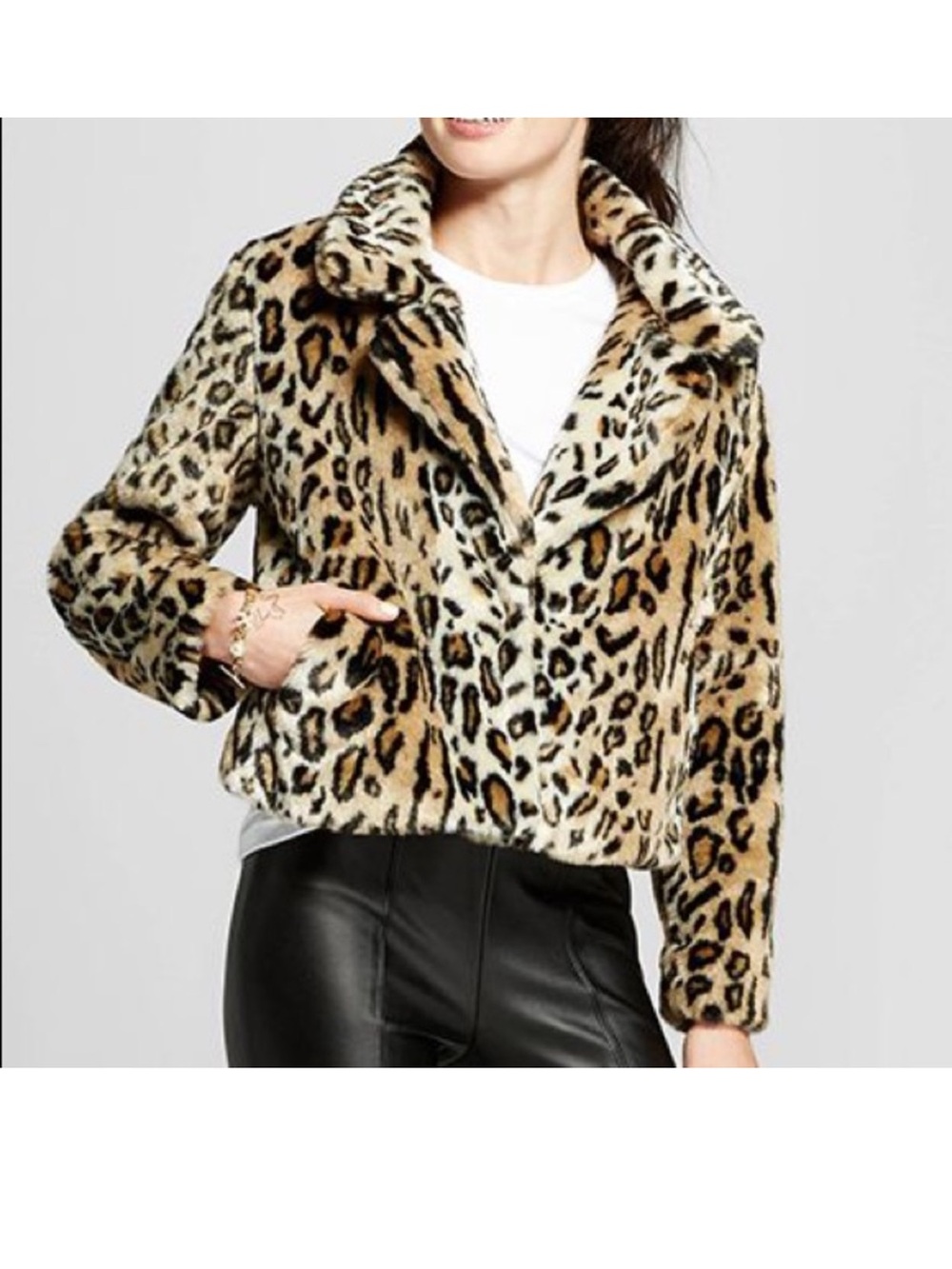 WHO WHAT WEAR Leopard Print Faux Fur Jacket